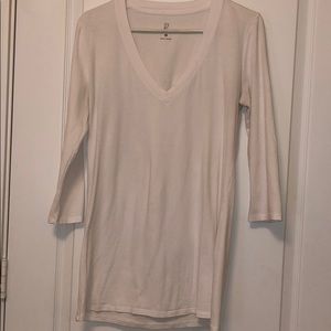 white long sleeve tshirt